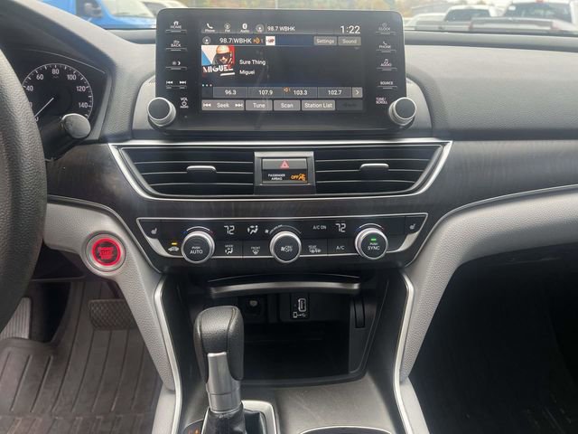 Used 2018 Honda Accord EX image 27