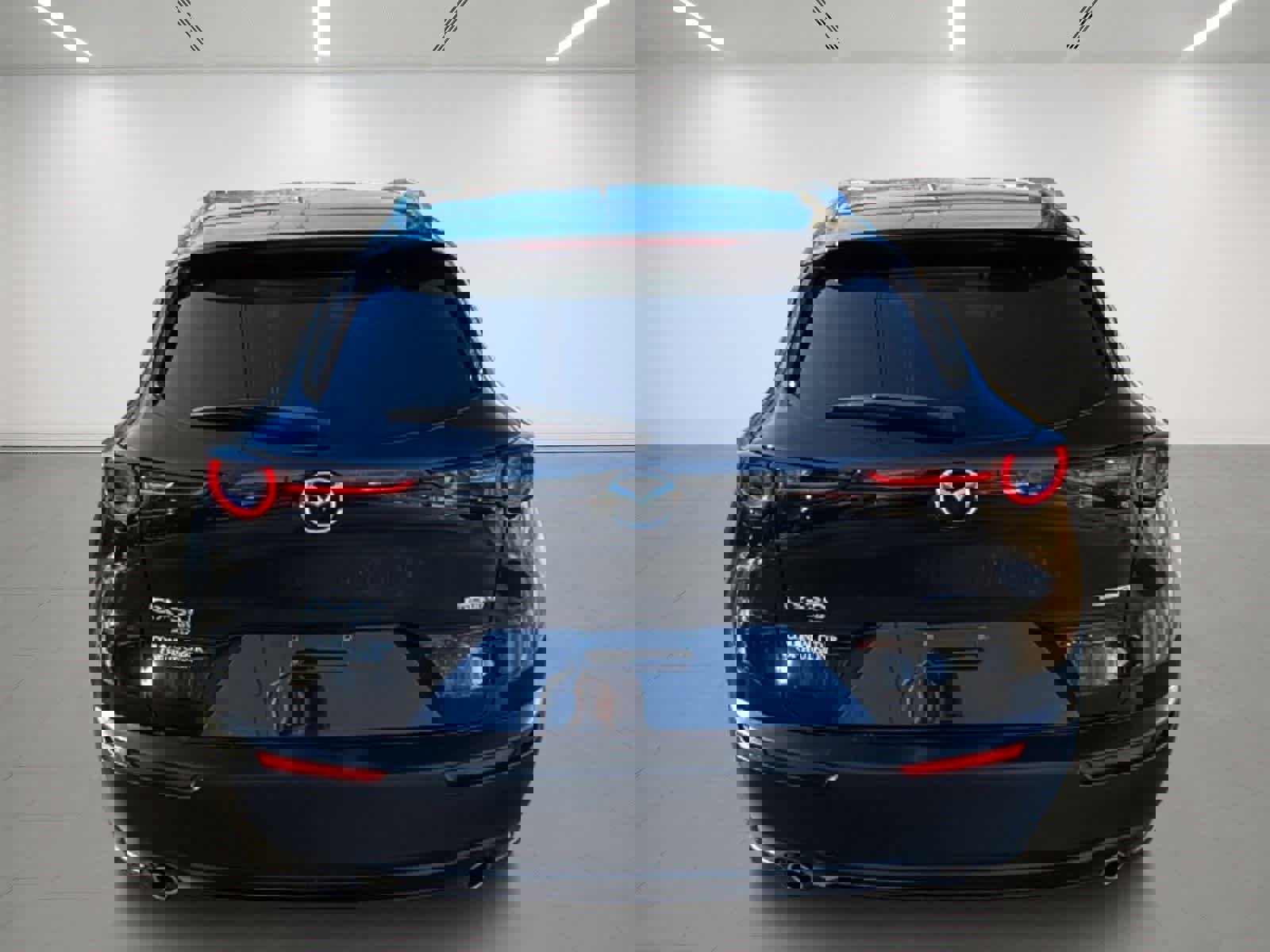 Used 2023 MAZDA CX-30 AWD 2.5 S w/ Premium Package image 4