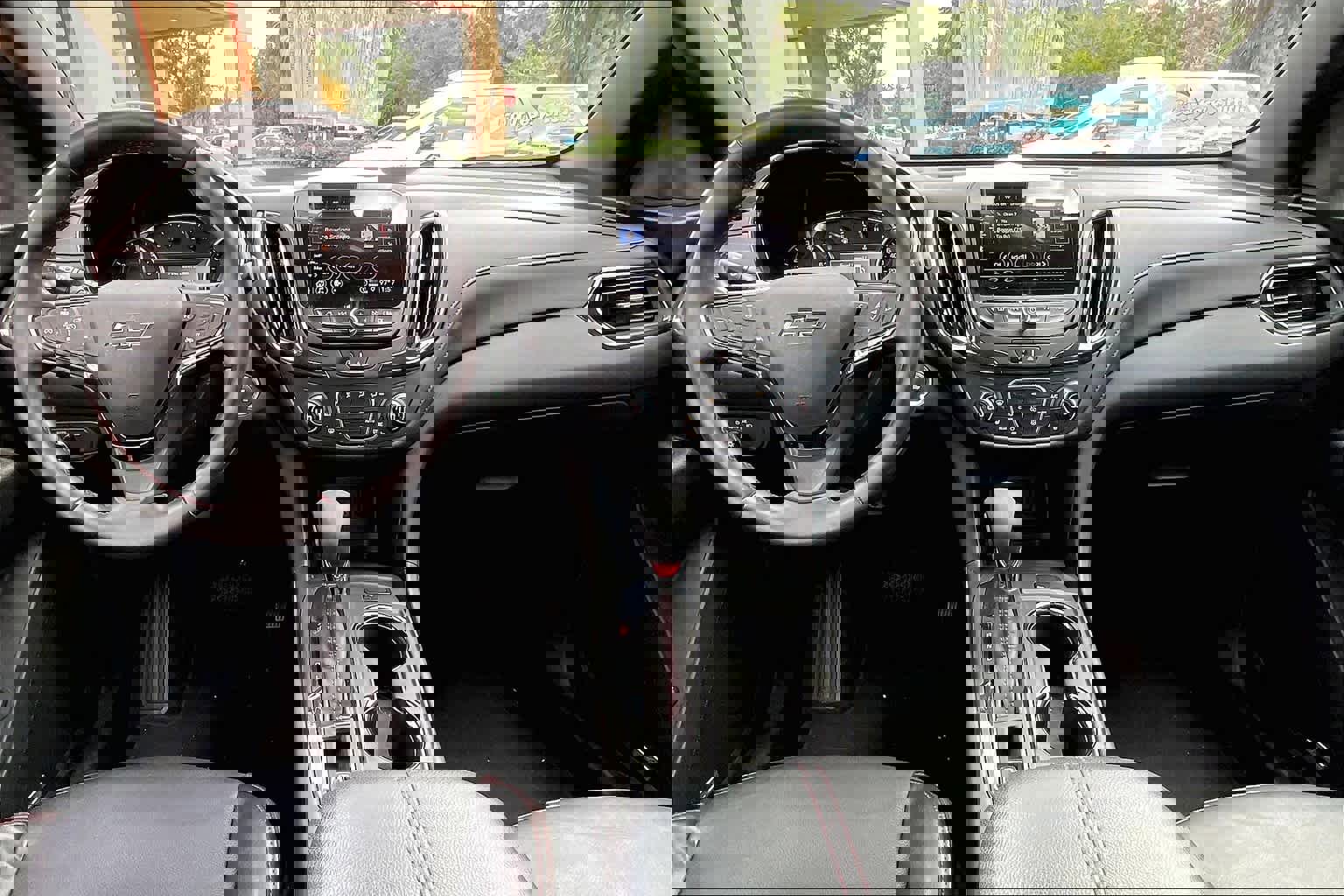 Used 2023 Chevrolet Equinox RS w/ RS Leather Package image 15