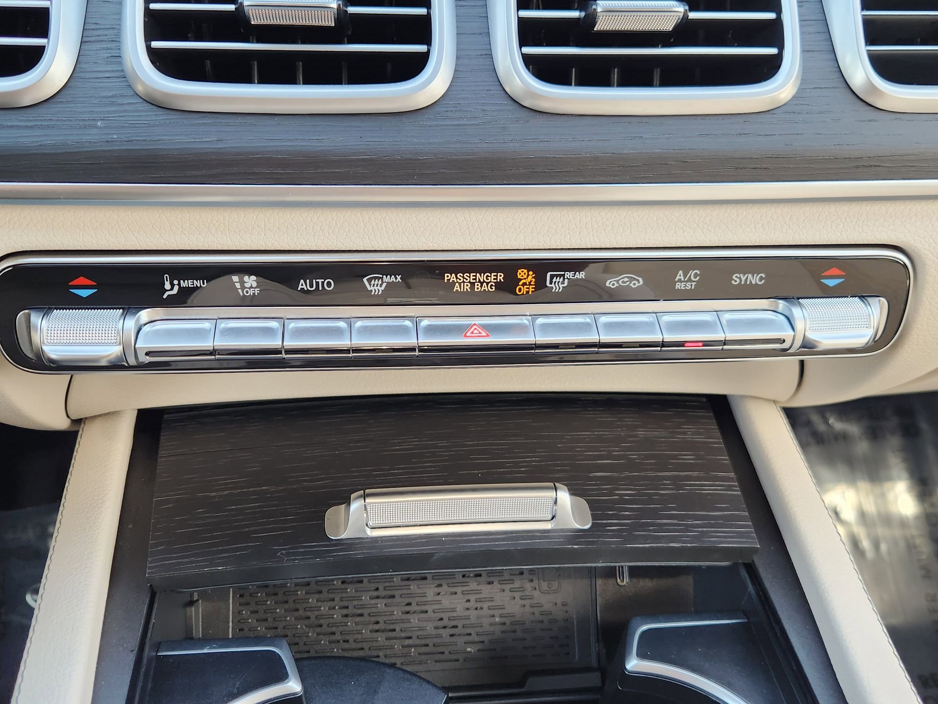 Certified 2026 Mercedes-Benz GLE 350 4MATIC image 18