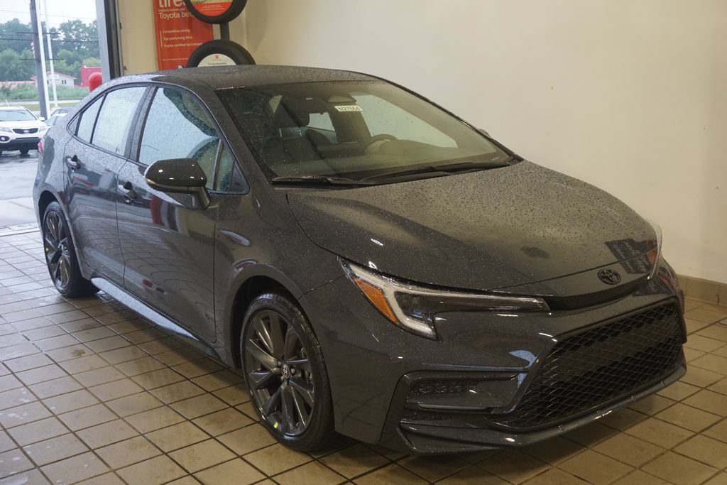 New 2026 Toyota Corolla SE FWD image 2