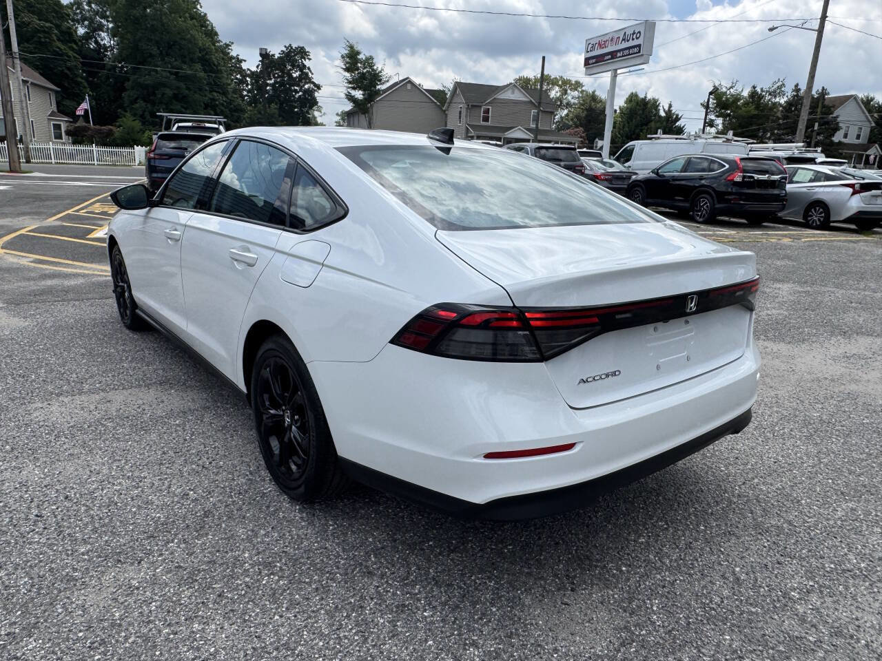 Used 2025 Honda Accord SE image 15