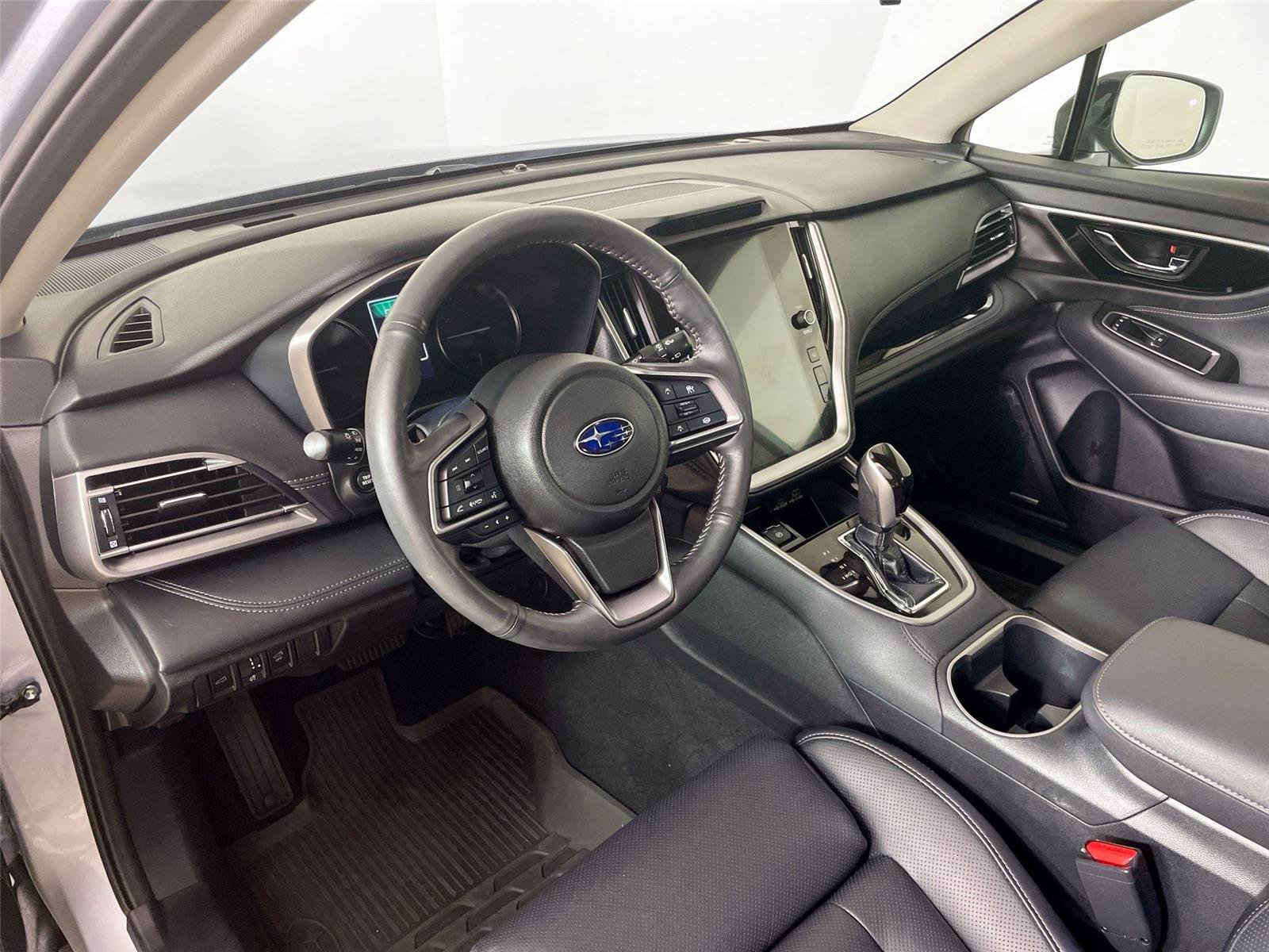 Used 2024 Subaru Outback Touring AWD/4WD image 24