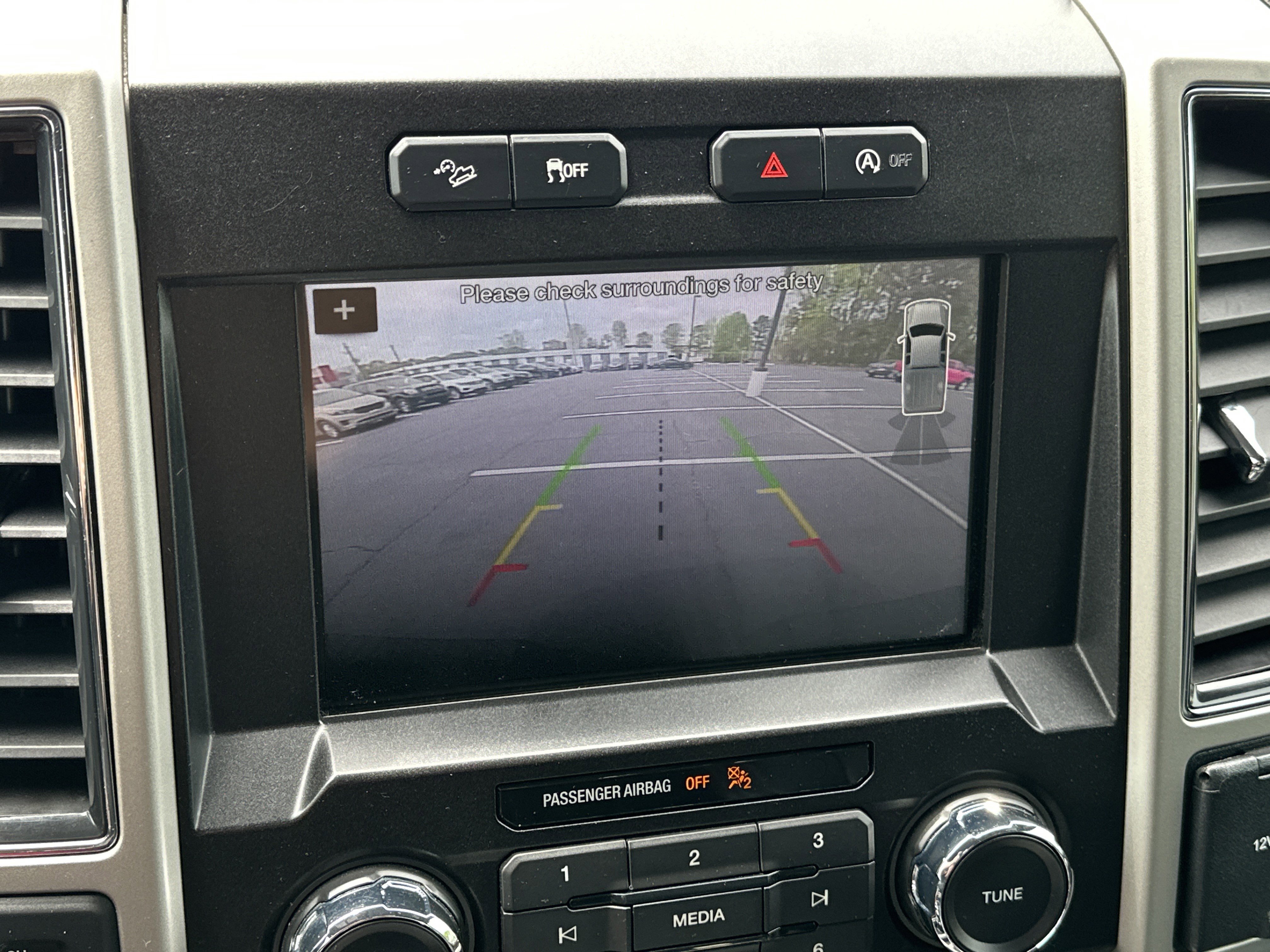 Used 2018 Ford F150 Lariat image 25