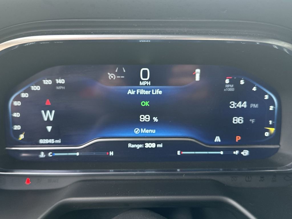 Used 2024 Chevrolet Suburban Premier image 21