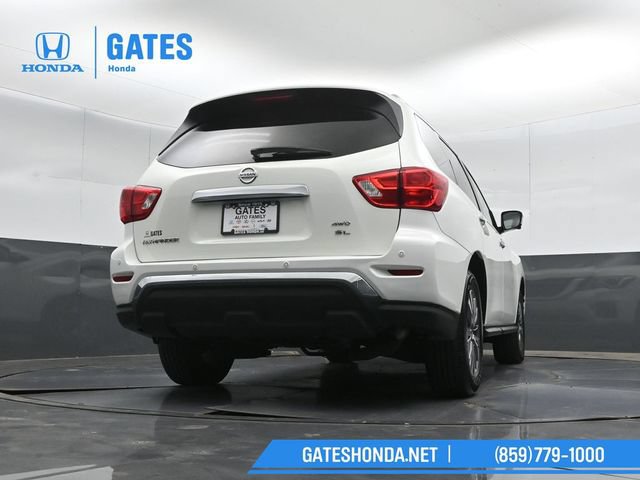 Used 2019 Nissan Pathfinder SL AWD/4WD image 40