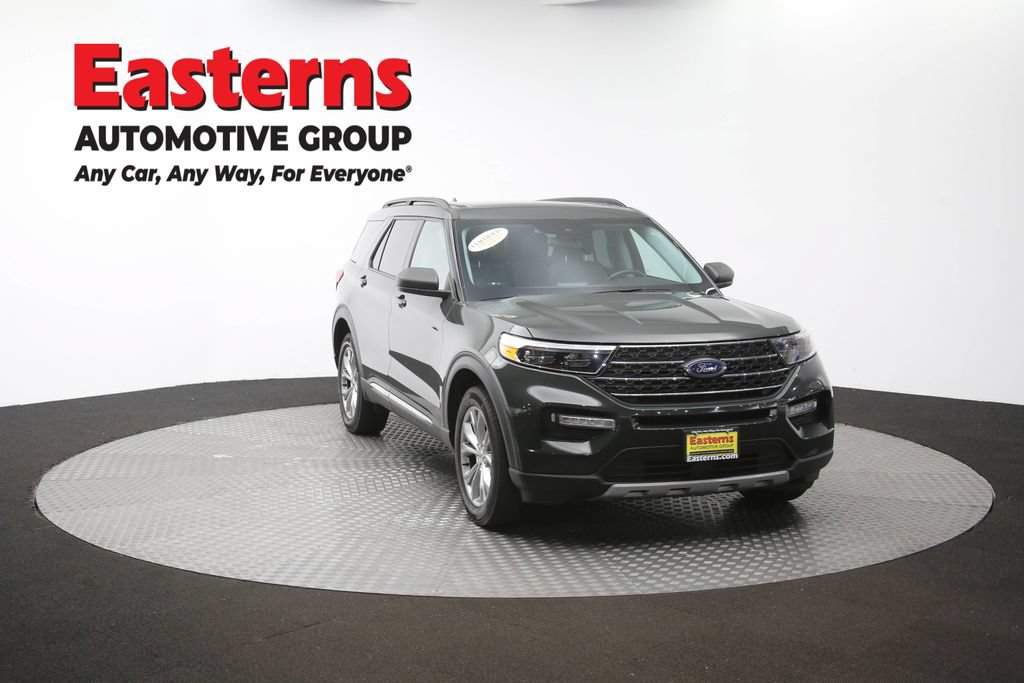 Used 2022 Ford Explorer XLT w/ Equipment Group 202A AWD/4WD image 54