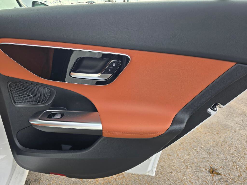 New 2026 Mercedes-Benz C 300 4MATIC Sedan image 25
