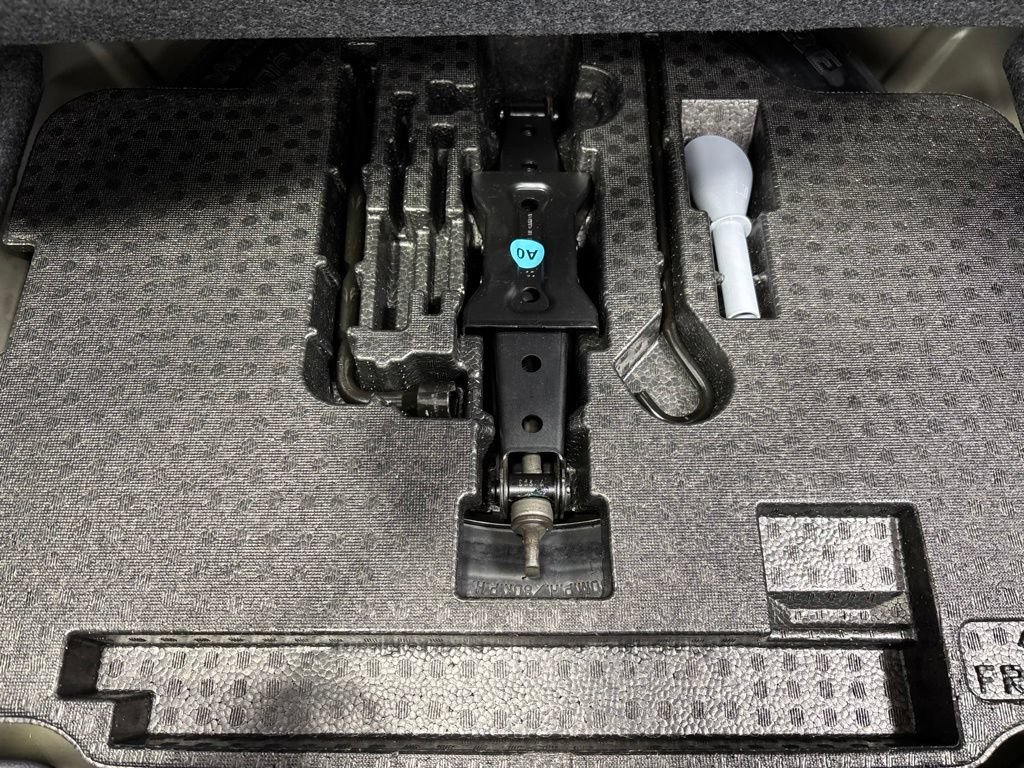Used 2018 Honda Accord LX image 37