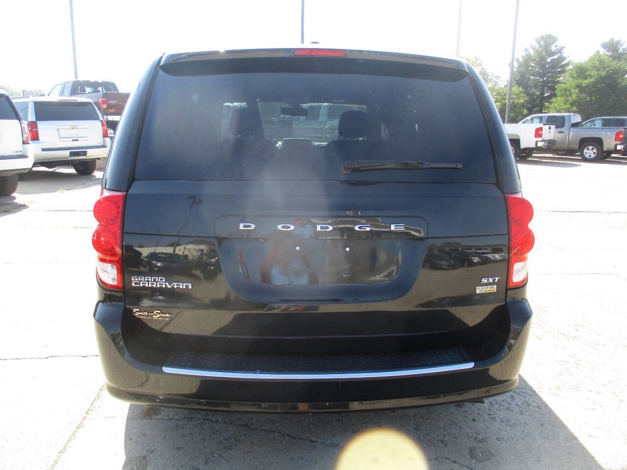 Used 2018 Dodge Grand Caravan SXT image 5