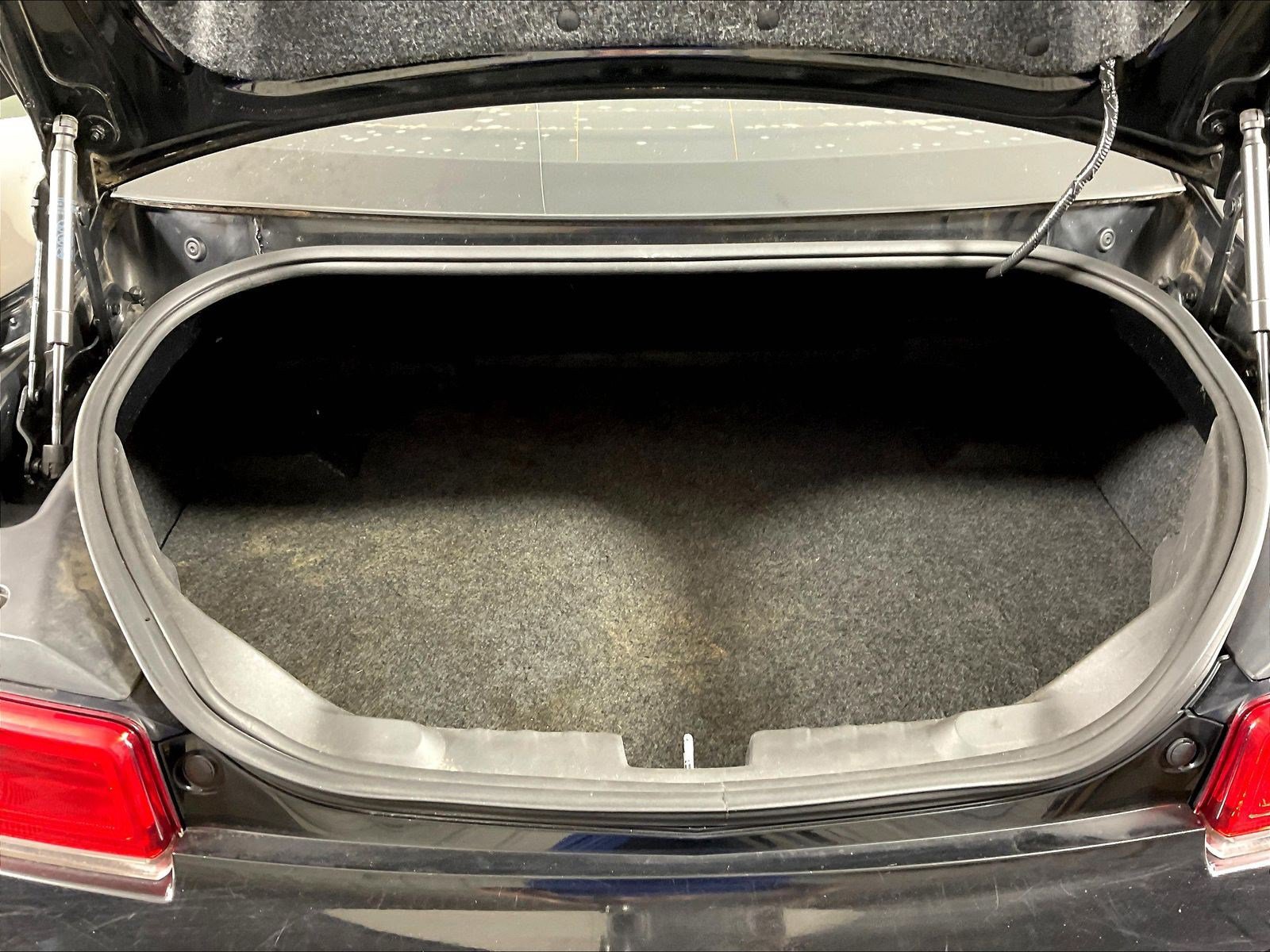 Used 2015 Chevrolet Camaro LS RWD image 33
