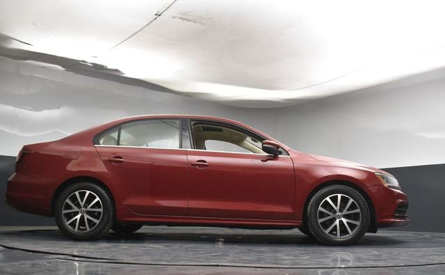 Used 2017 Volkswagen Jetta SE FWD image 40