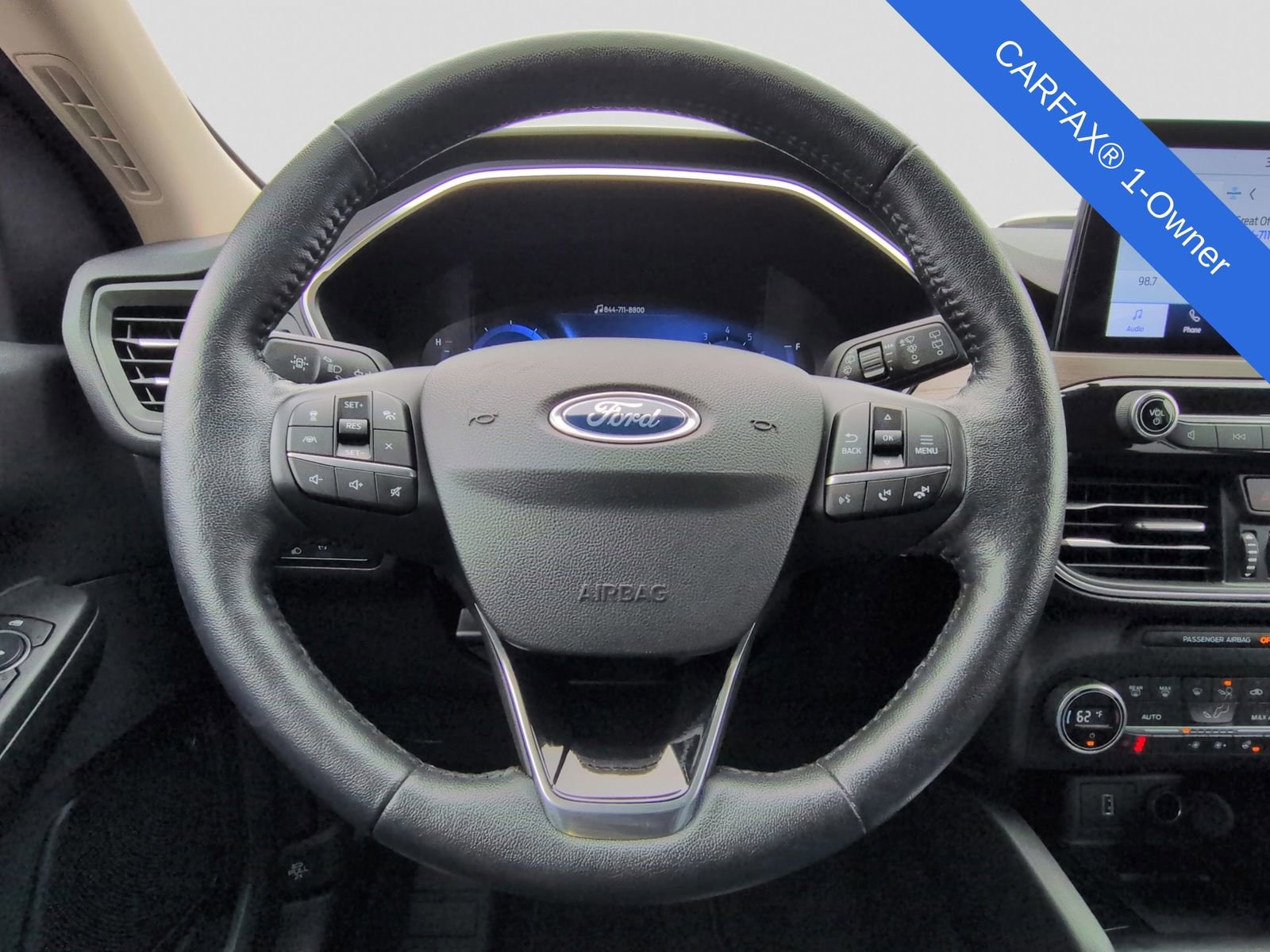 Used 2020 Ford Escape Titanium image 24