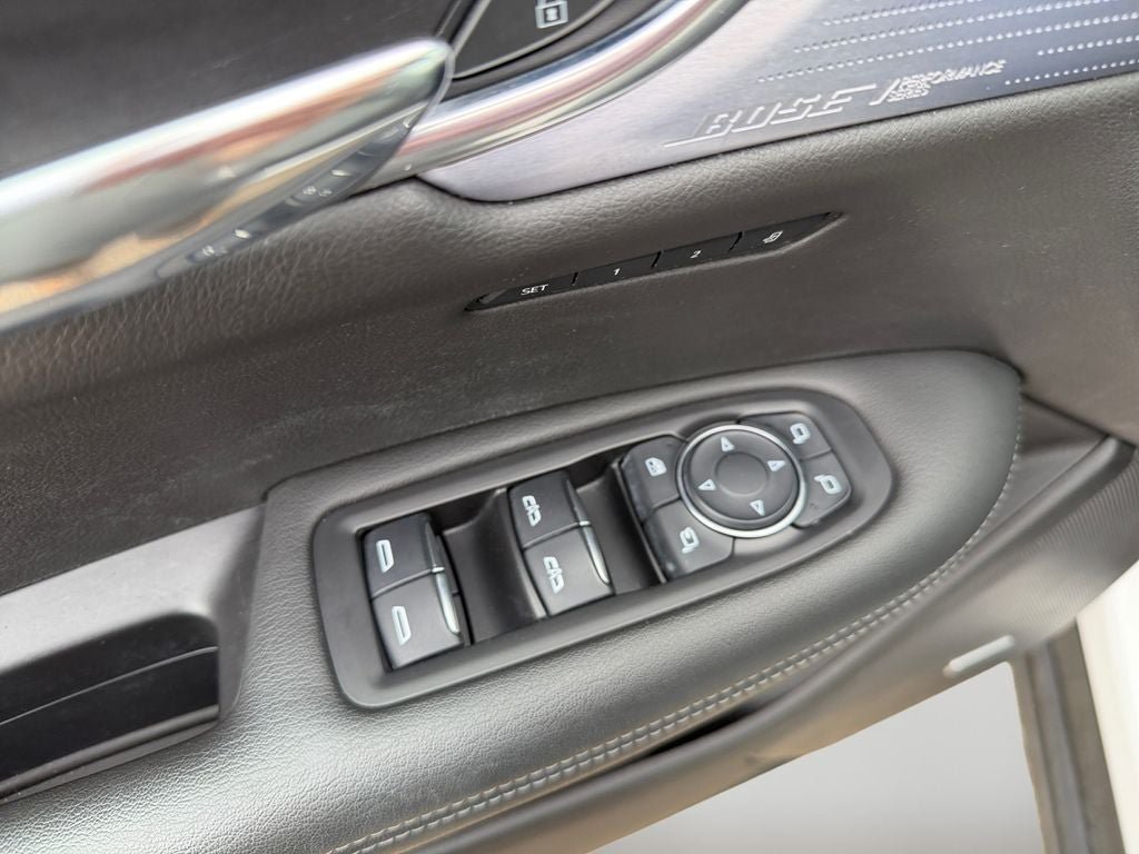 Used 2020 Cadillac XT6 Sport AWD/4WD image 21