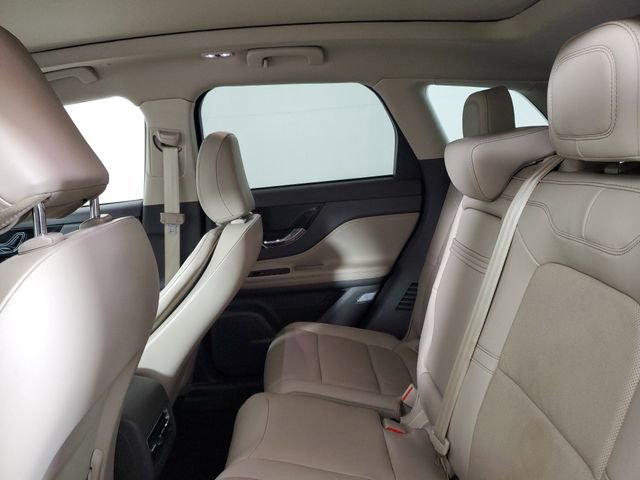 Used 2024 Lincoln Corsair Grand Touring AWD/4WD image 11