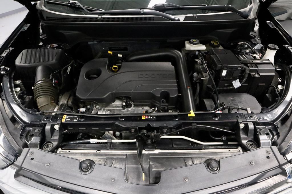 Used 2024 Chevrolet Equinox LT w/ LPO, Floor Liner Package image 18