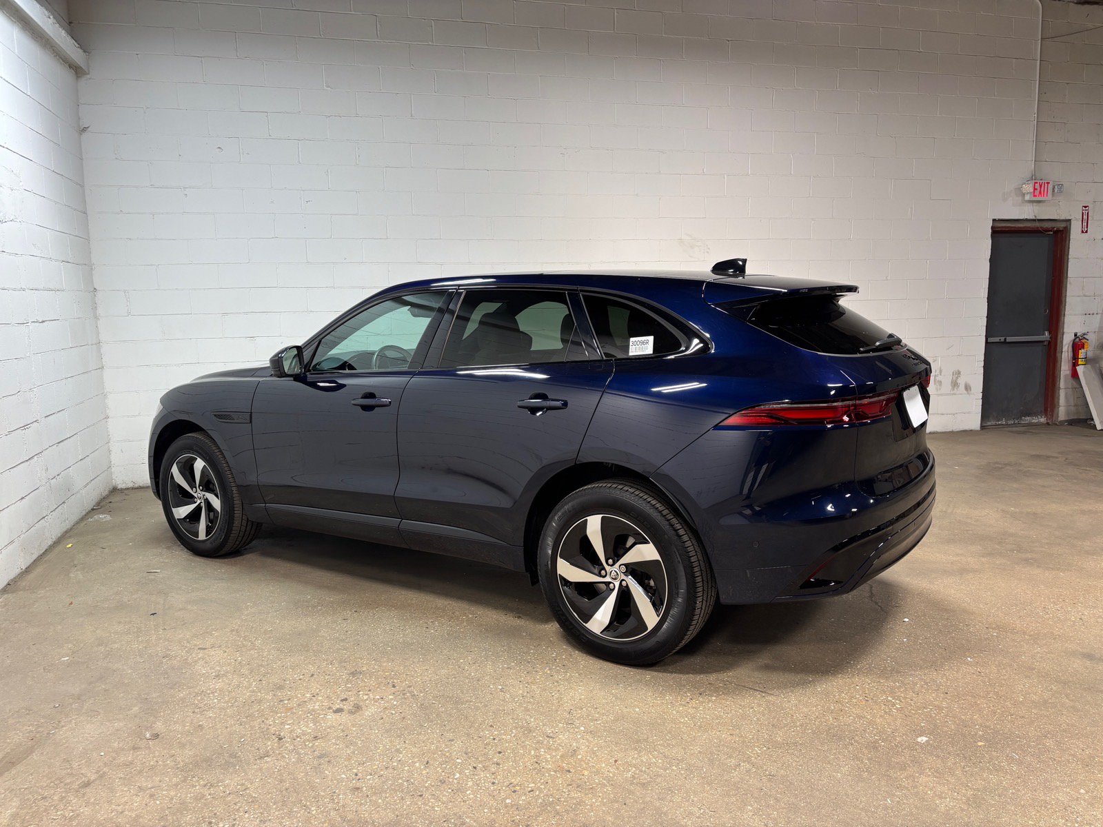 Used 2026 Jaguar F-PACE R-Dynamic S AWD/4WD image 10