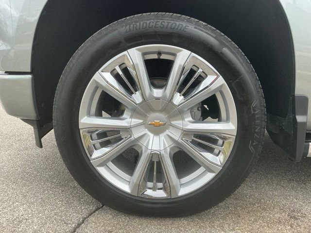 Used 2024 Chevrolet Silverado 1500 High Country w/ High Country Premium Package image 15