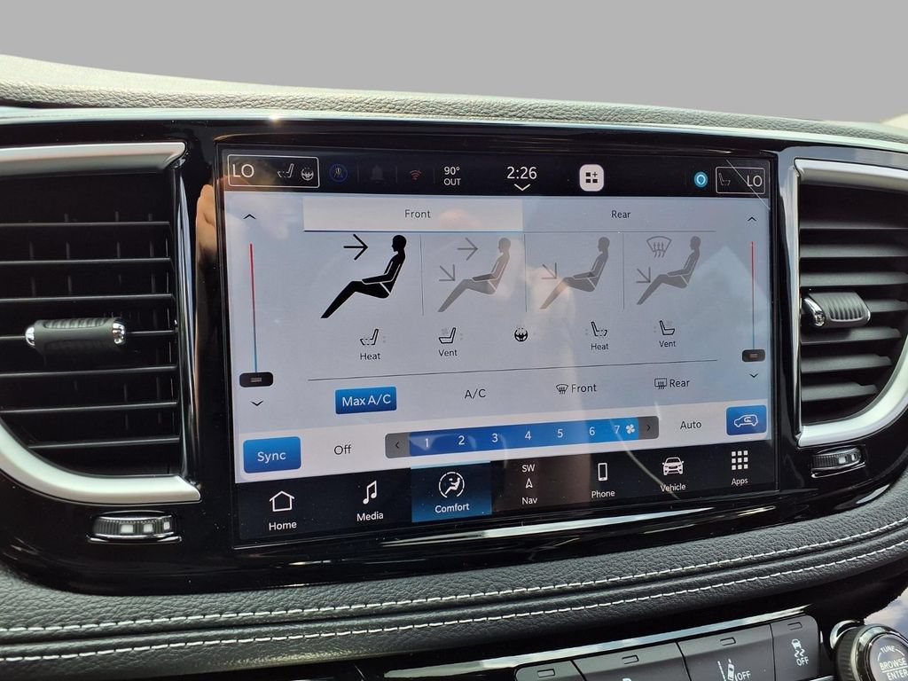 New 2026 Chrysler Pacifica Limited w/ Uconnect Theater Family Group FWD image 5