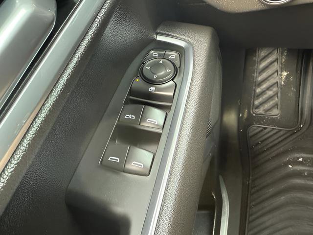 Used 2025 Chevrolet Silverado 1500 LT AWD/4WD image 18