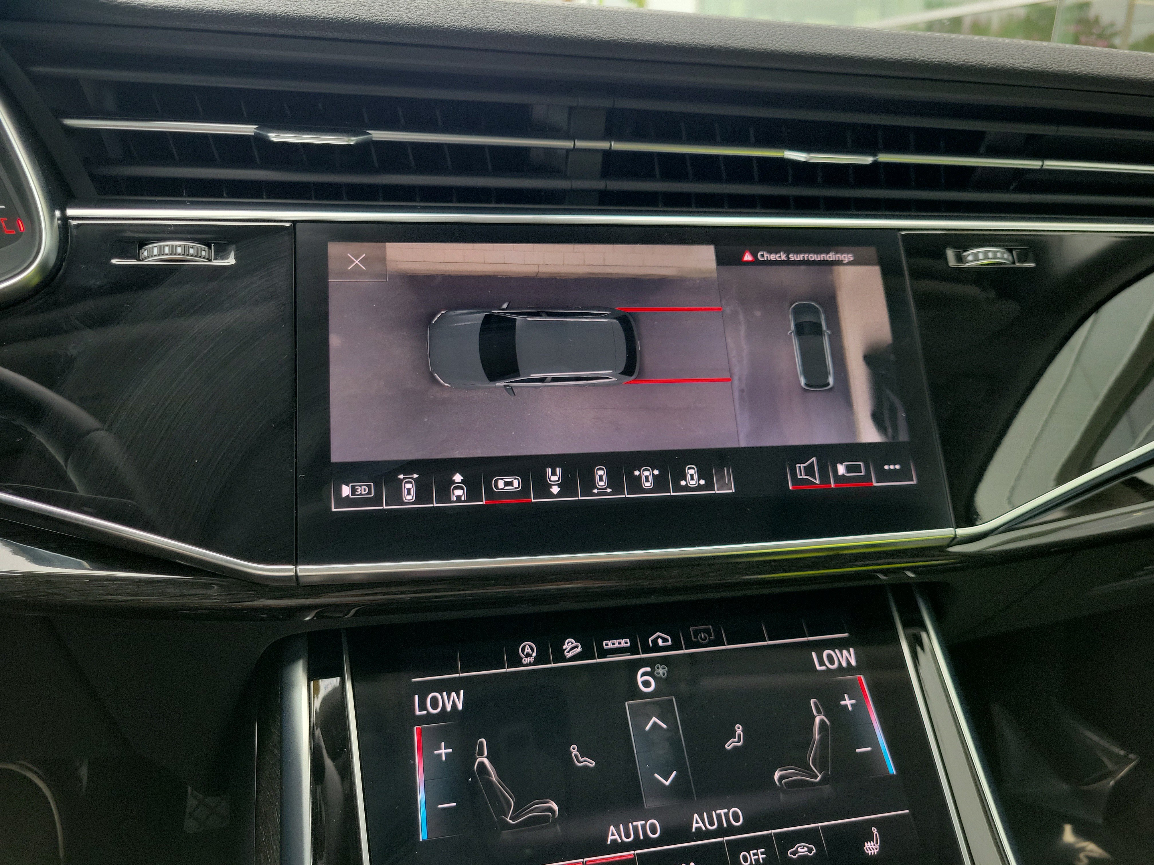 Used 2023 Audi Q7 3.0T Premium AWD/4WD image 25