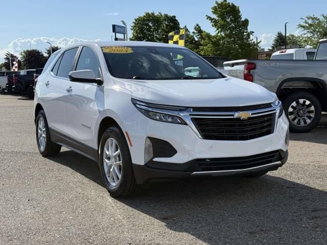 Used 2023 Chevrolet Equinox LT FWD image 4