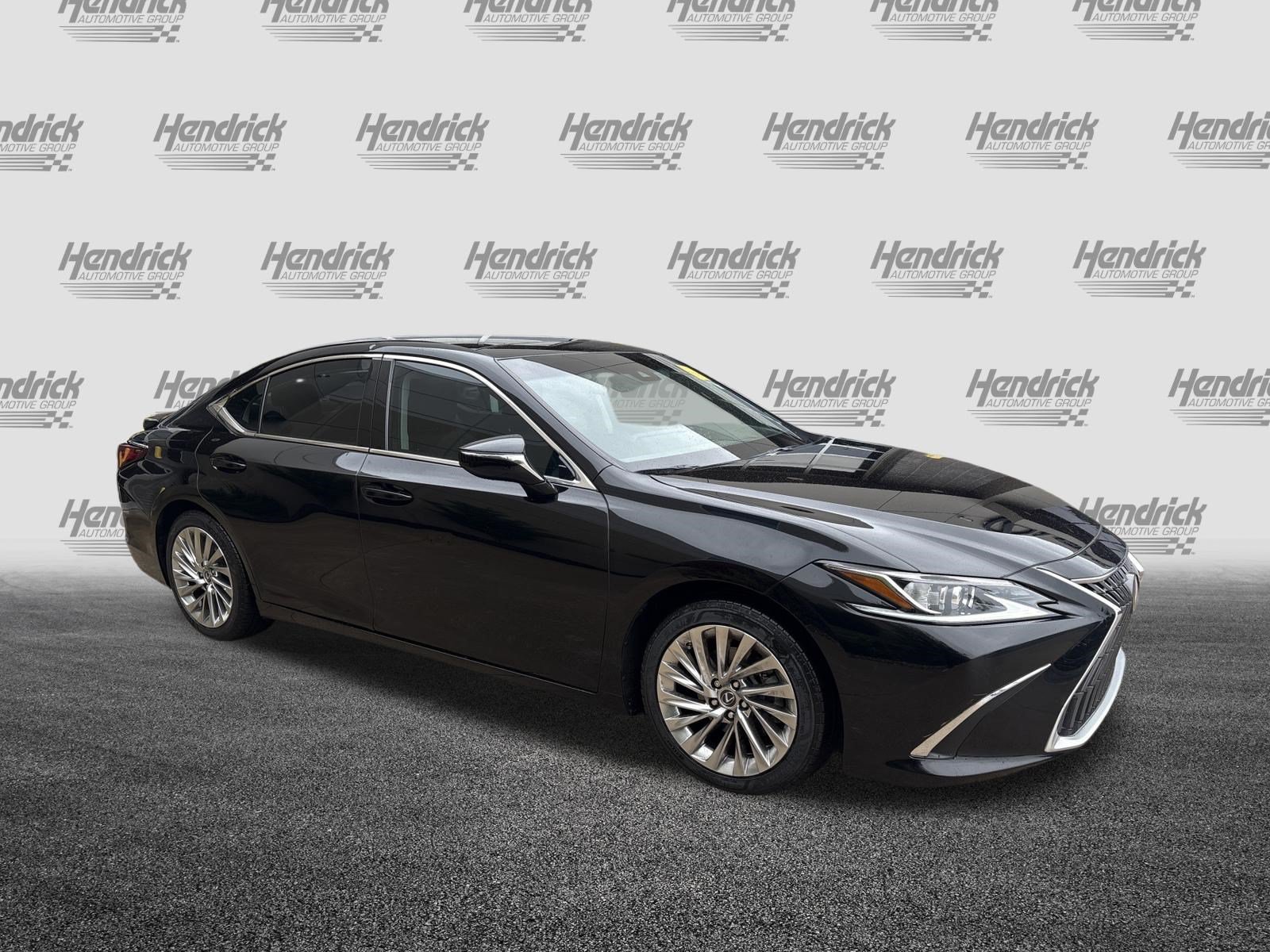 Certified 2023 Lexus ES 350 w/ Accessory Package (Z2) FWD image 2