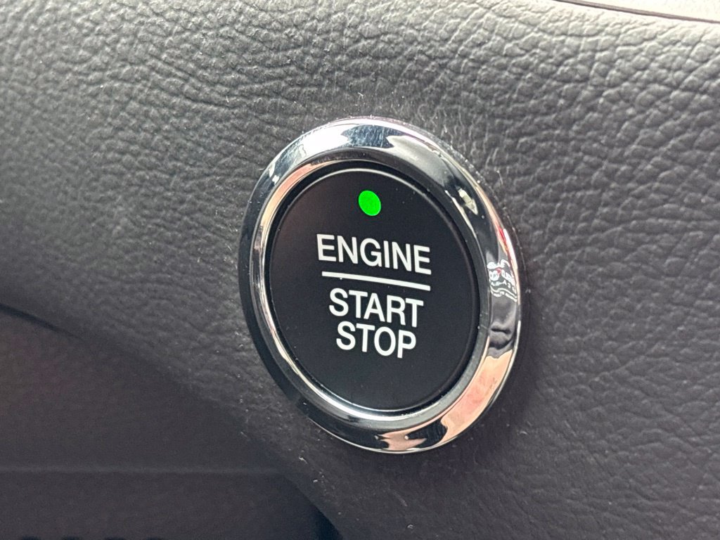 Used 2024 Ford Edge SEL AWD/4WD image 24