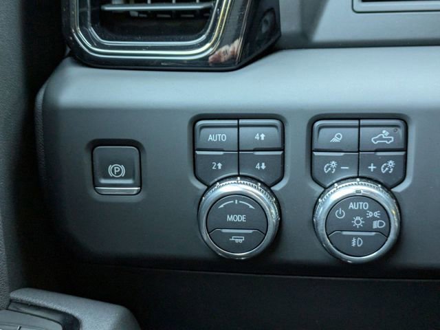 Used 2025 GMC Sierra 1500 AT4 AWD/4WD image 25