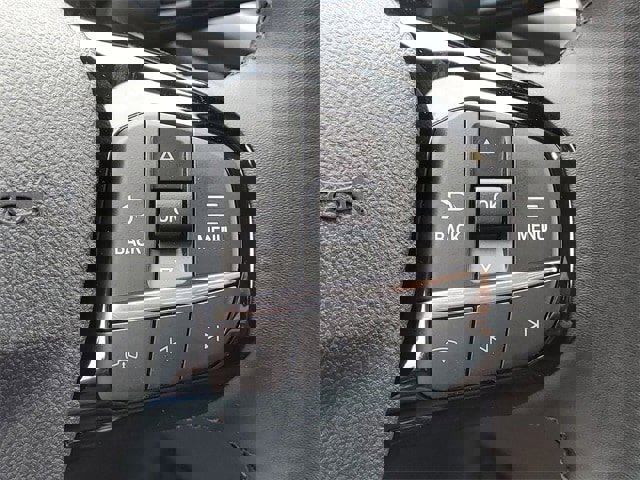 New 2025 Ford Escape SE w/ Class II Trailer Tow Package image 17