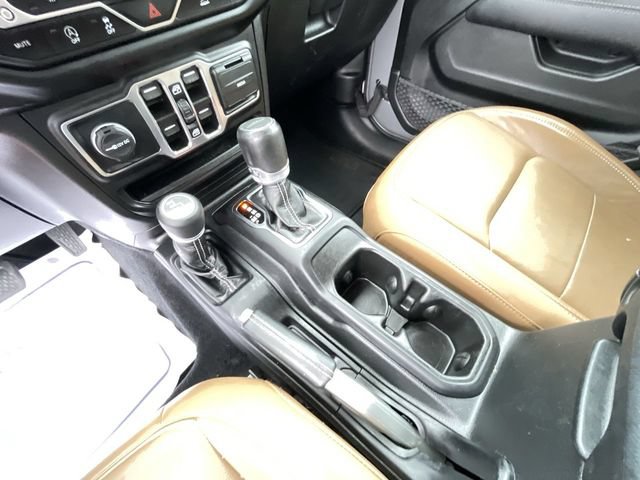 Used 2022 Jeep Gladiator Overland w/ Popular Equipment Package AWD/4WD image 22
