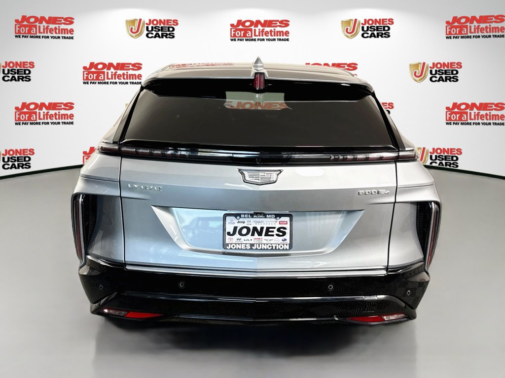 Used 2024 Cadillac Lyriq Luxury AWD/4WD image 16