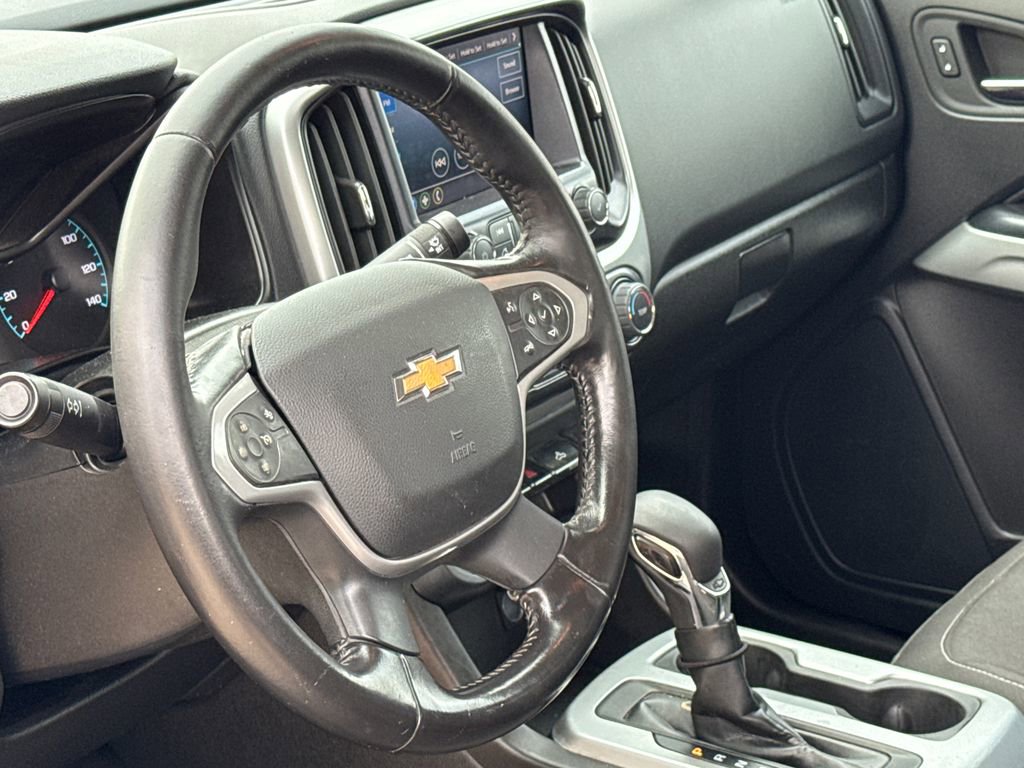 Used 2022 Chevrolet Colorado LT w/ Fleet Safety Package image 16