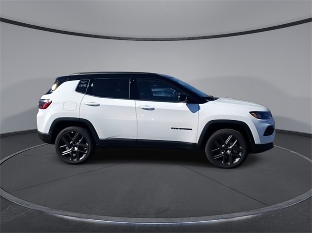 New 2026 Jeep Compass Limited w/ Sun, Sound & Navigation Group image 9