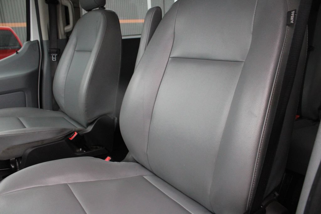 Used 2017 Ford Transit 350 XL RWD image 4