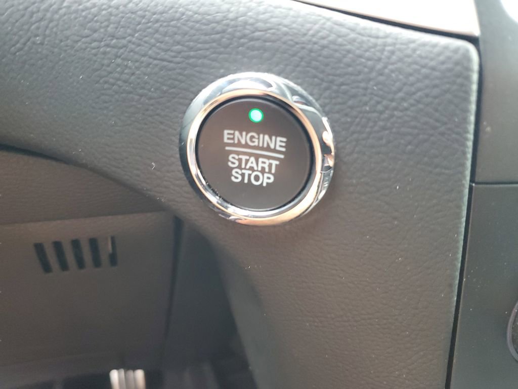 Used 2020 Ford Edge ST-Line FWD image 23