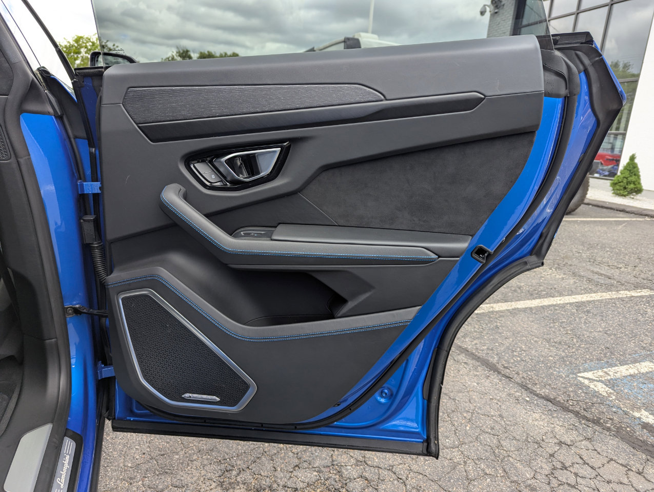 Used 2021 Lamborghini Urus image 42