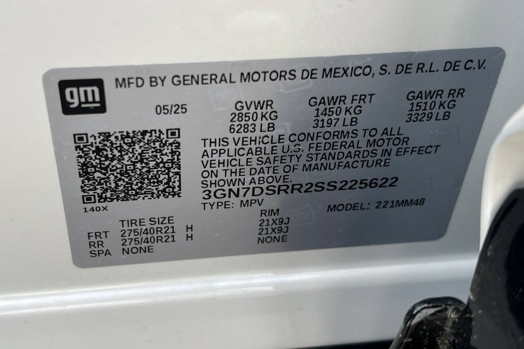 New 2025 Chevrolet Equinox EV RS w/ Convenience Package II AWD/4WD image 22