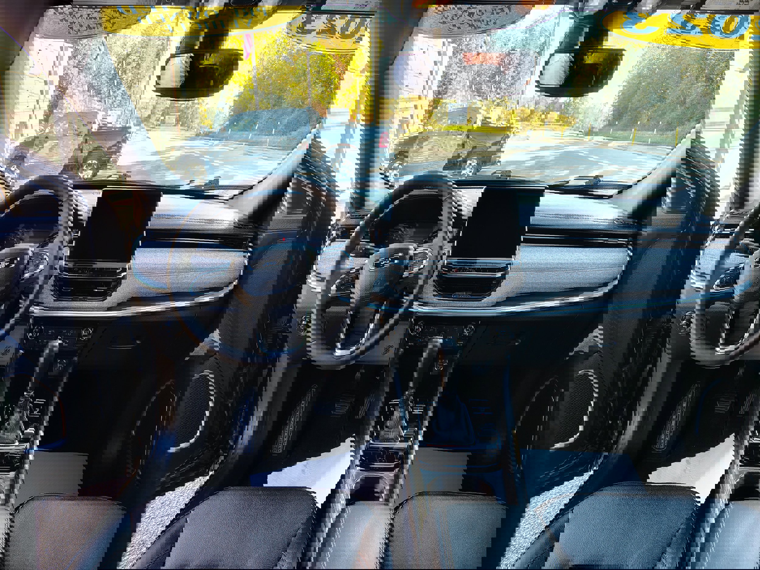 Certified 2023 Jeep Compass Latitude image 24