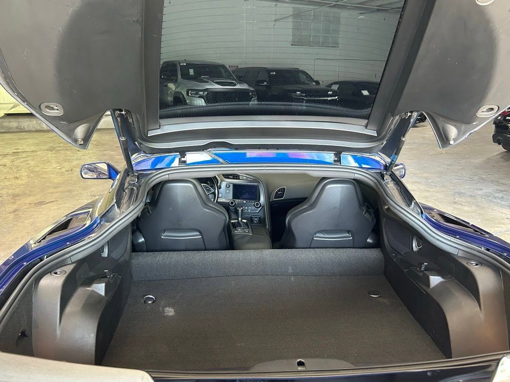 Used 2018 Chevrolet Corvette Stingray Coupe w/ Carbon Flash Badge Package RWD image 37