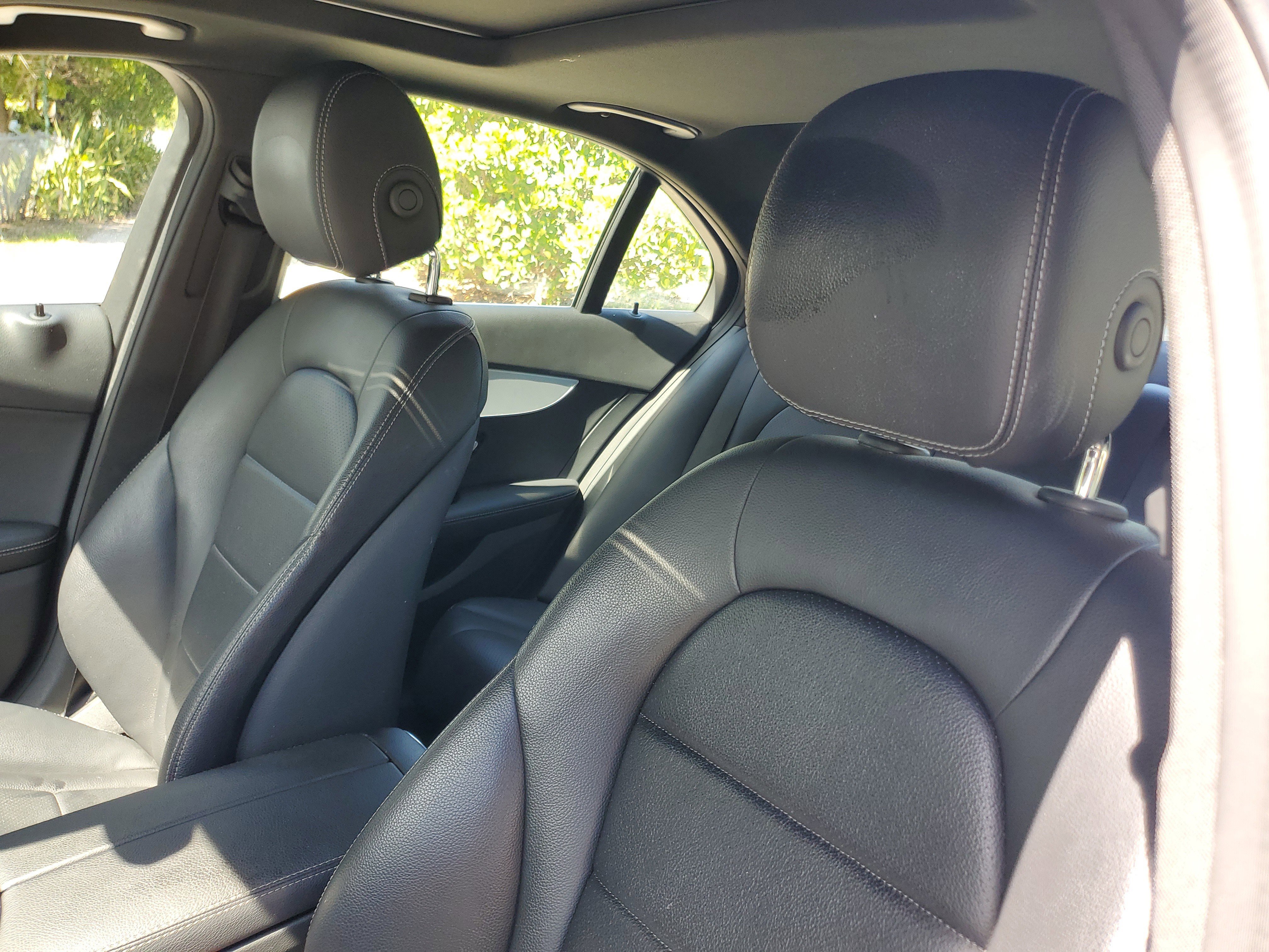 Used 2021 Mercedes-Benz C 300 Sedan w/ Premium Package image 17