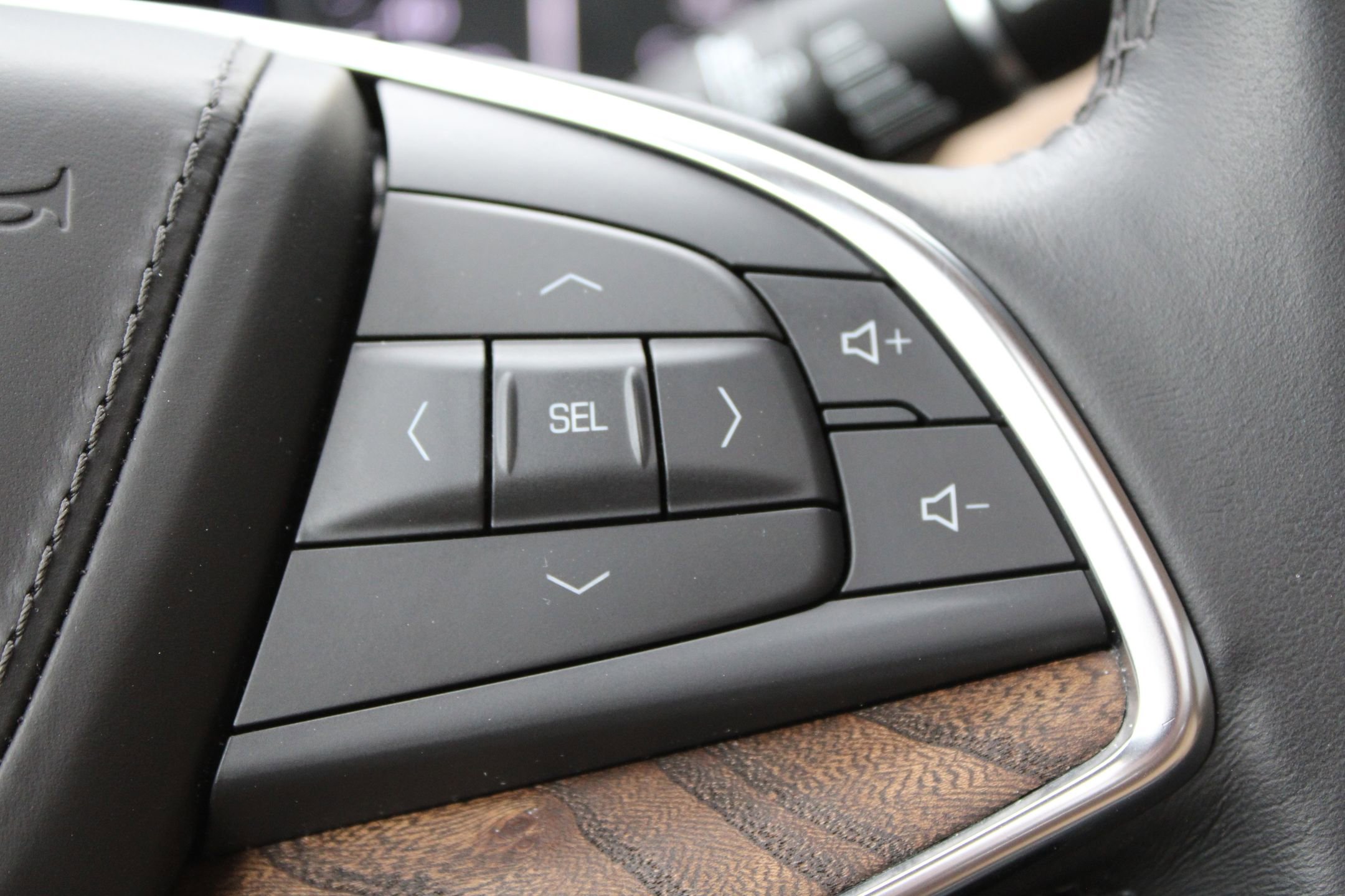 Used 2023 Cadillac XT5 Premium Luxury w/ Platinum Package image 16