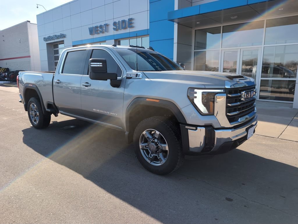 Used 2025 GMC Sierra 2500 SLE w/ SLE Value Package; image 2