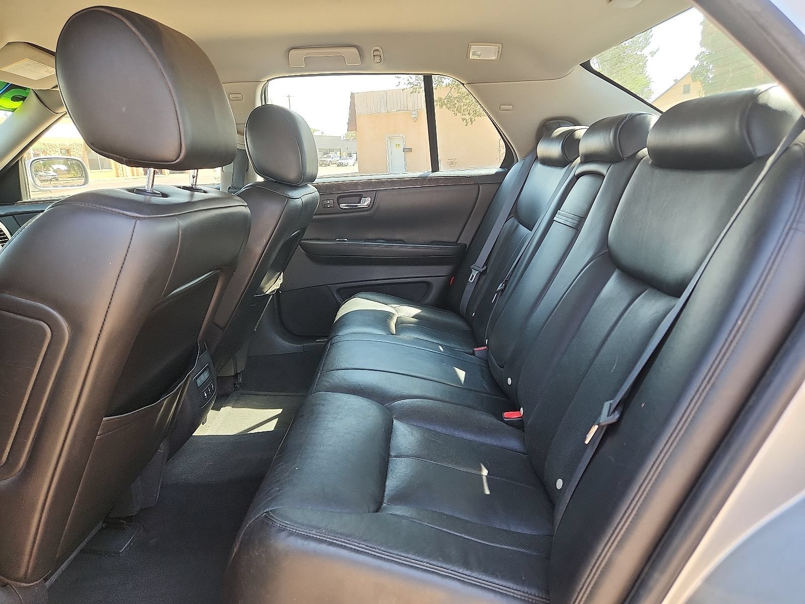 Used 2008 Cadillac DTS FWD image 8