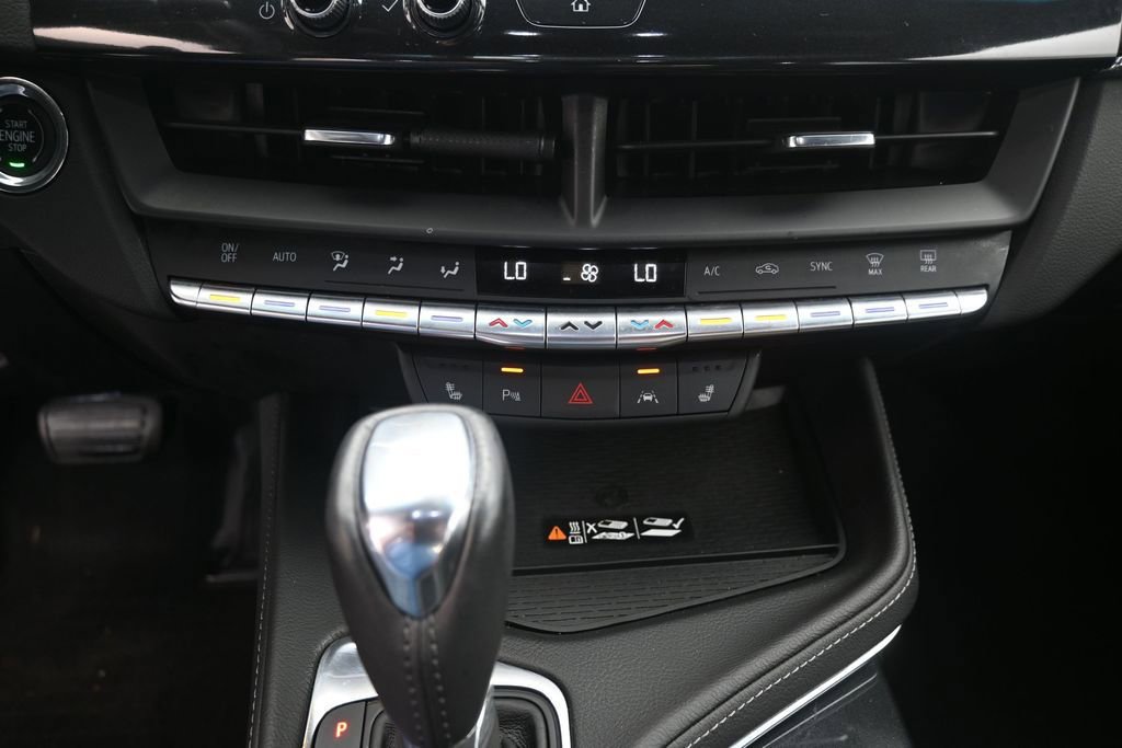 Used 2024 Cadillac CT4 Luxury w/ LPO, ONYX Package RWD image 11