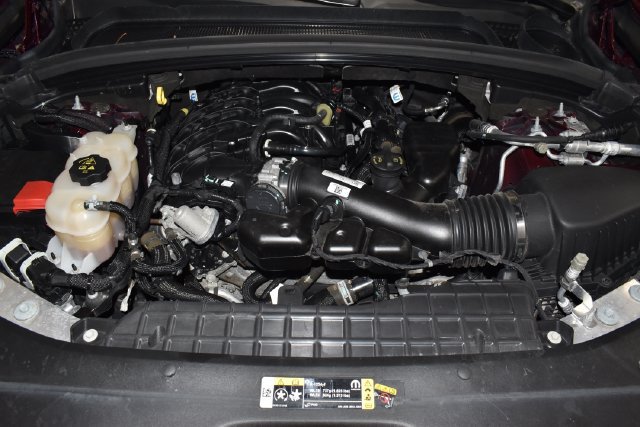 Used 2023 Jeep Grand Cherokee Limited AWD/4WD image 28