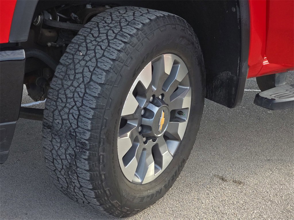 Used 2024 Chevrolet Silverado 2500 Custom w/ Custom Value Package image 28