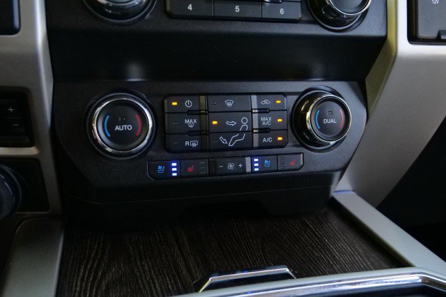 Used 2021 Ford F250 Lariat w/ Lariat Value Package AWD/4WD image 16