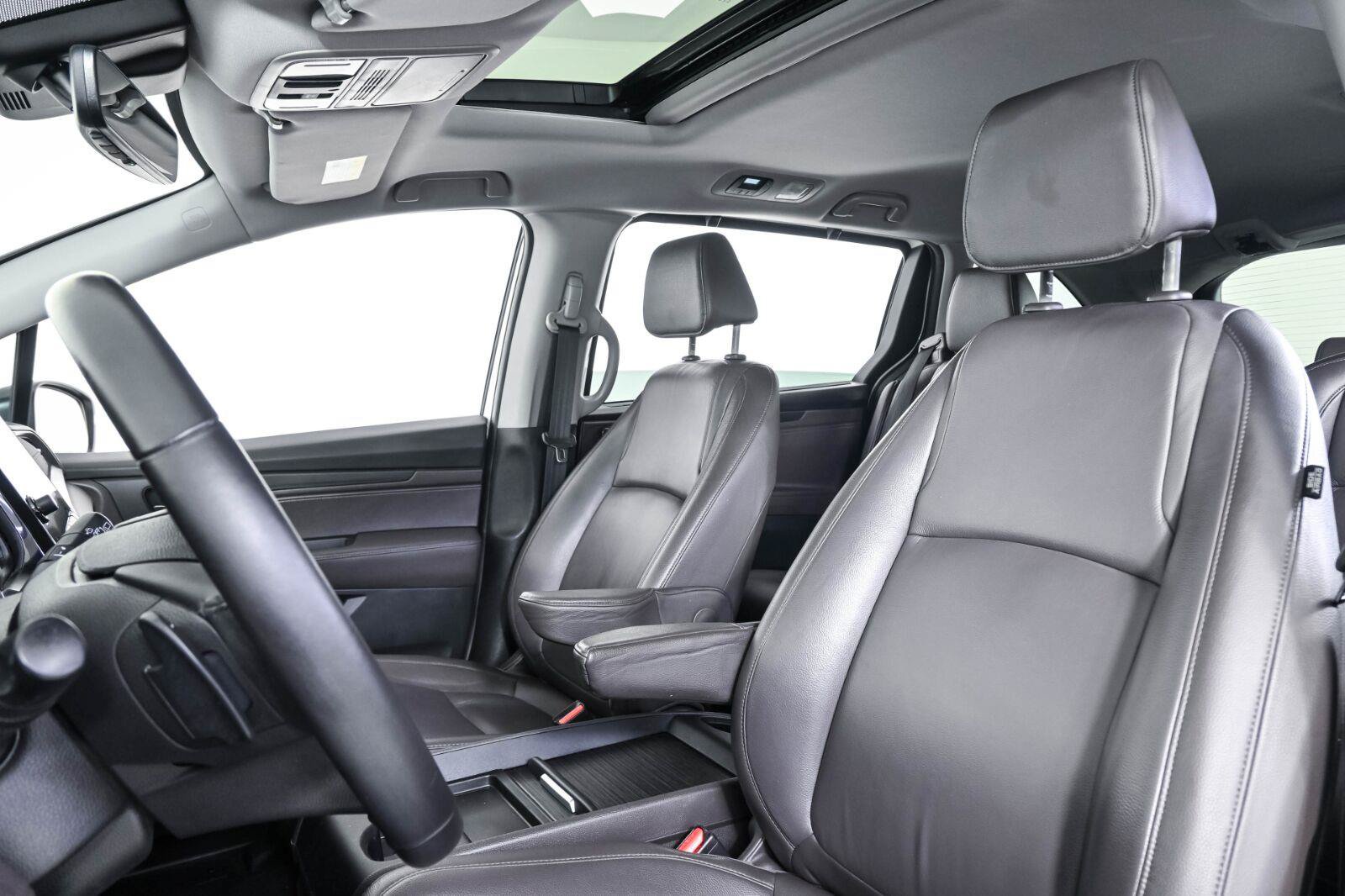 Used 2018 Honda Odyssey EX-L image 5