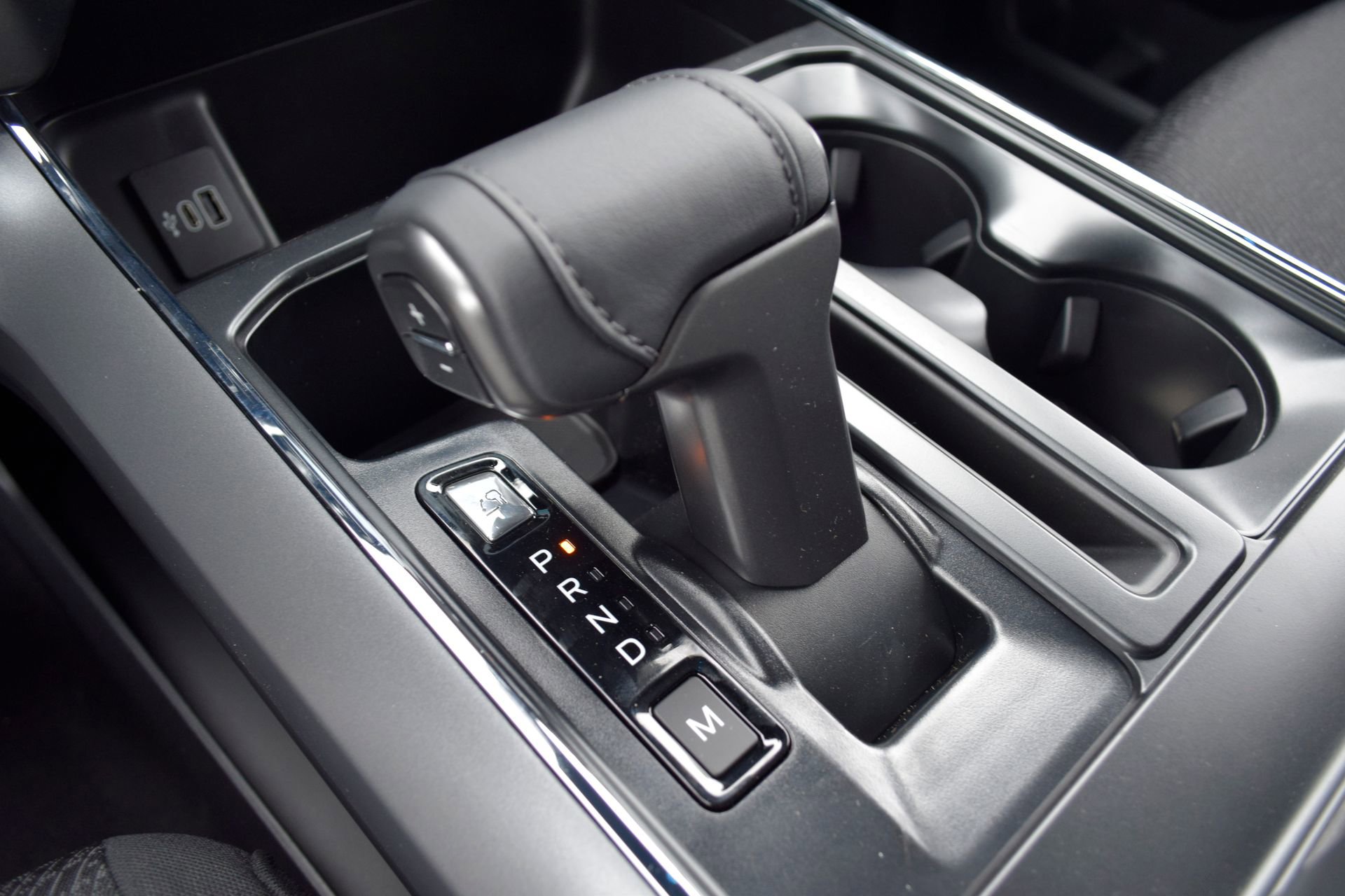 New 2026 Ford F150 XLT w/ Equipment Group 302A MID image 14